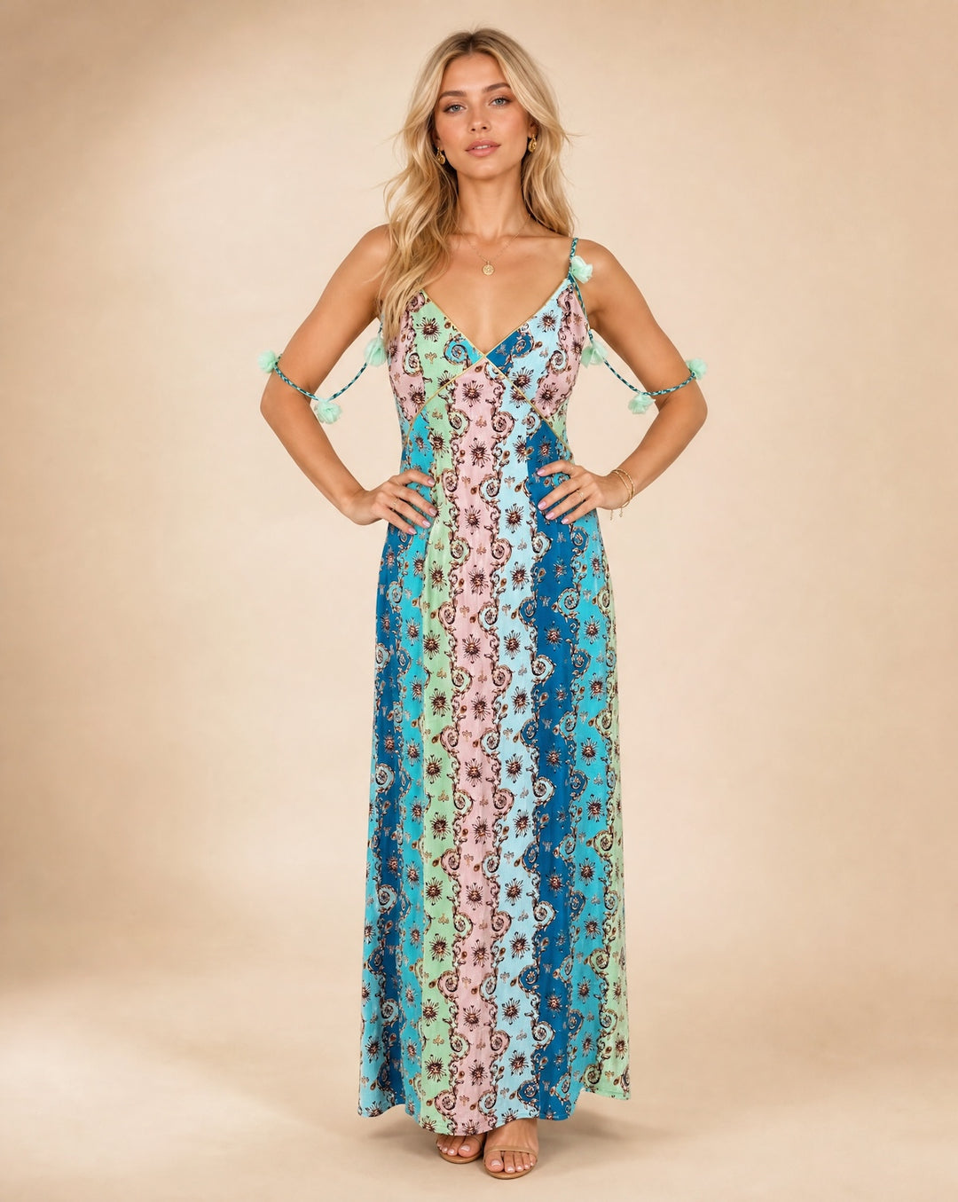Cruise Wear Women Dresses | Online Cruise Wear Plus Size Collection Sandhya Garg Cruise Wear Women Dresses | Online Cruise Wear Plus Size Collection Sandhya Garg